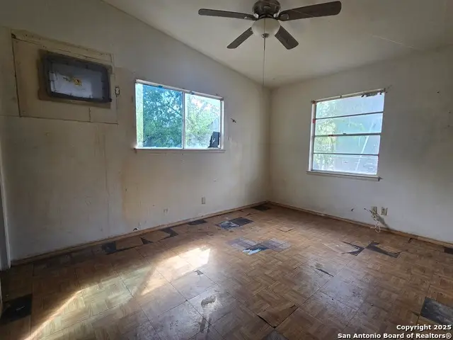 7518 Sleepy Valley, San Antonio, TX 78242 - Image #2