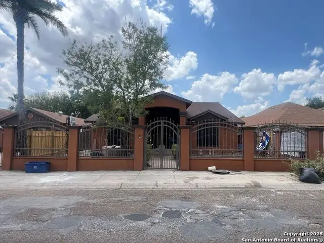 108 Palencia, Laredo, TX 78046 - Image #2