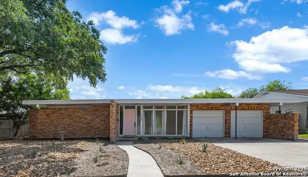 334 E Crestline, San Antonio, TX 78201