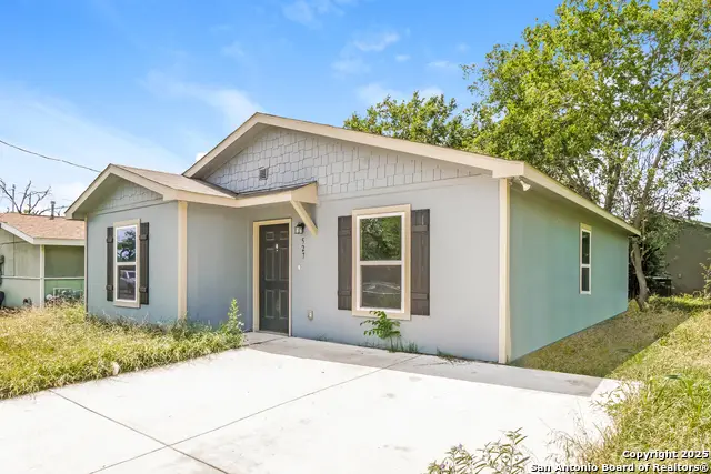 527 Elley, Seguin, TX 78155 - Image #2