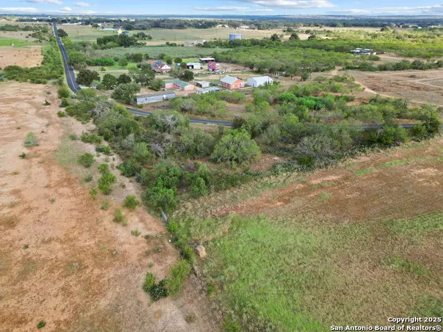 5835 Hardy Rd, Elmendorf, TX 78112 - #3