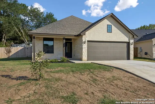 319 Club View E, Seguin, TX 78155 - Image #3