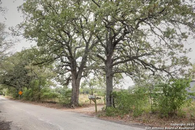 81 Sandy Creek Rd, Dale, TX 78616 - Image #1