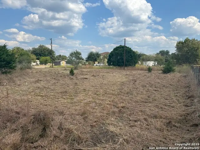 232 Arroyo, Bandera, TX 78003 - Image #1