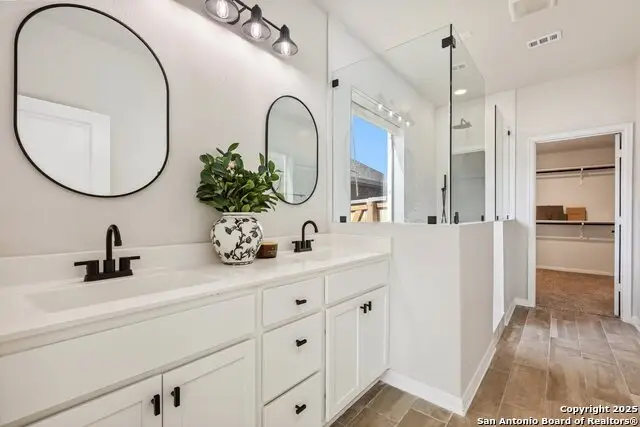 1707 Lawnside Rd, San Antonio, TX 78245 - Image #3