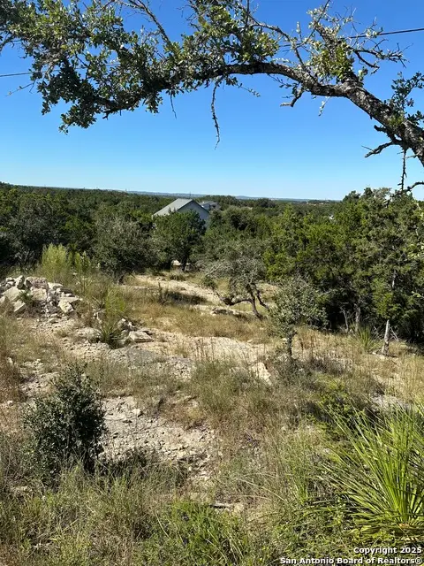 593 Ledgeview, Canyon Lake, TX 78133