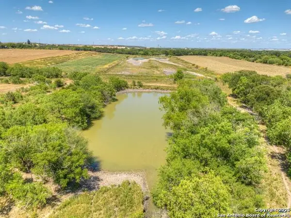 22031A Old Nacogdoches, New Braunfels, TX 78132