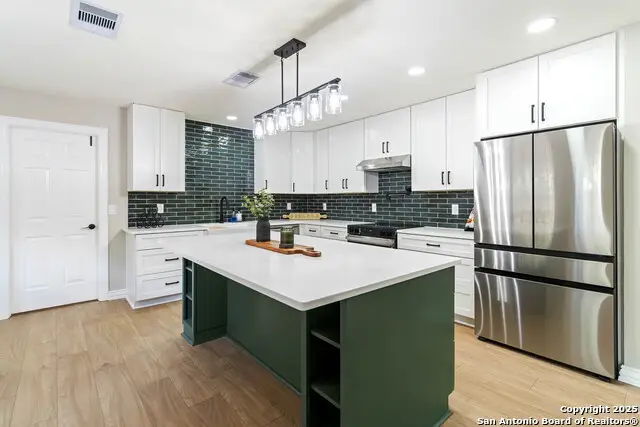 9611 Echo Gap, San Antonio, TX 78254 - Image #1