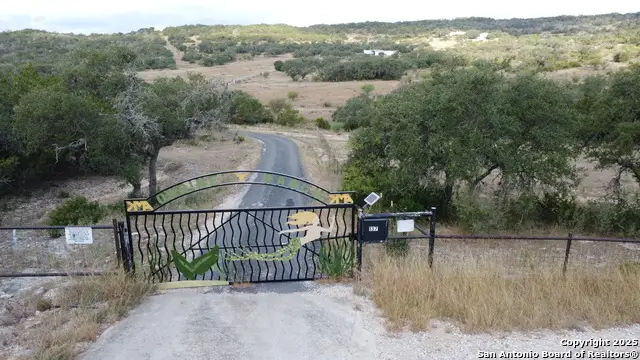 137 Private Road 3501, Mico, TX 78056 - Image #3