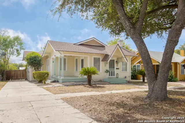 624 W Agarita, San Antonio, TX 78212 - Image #3