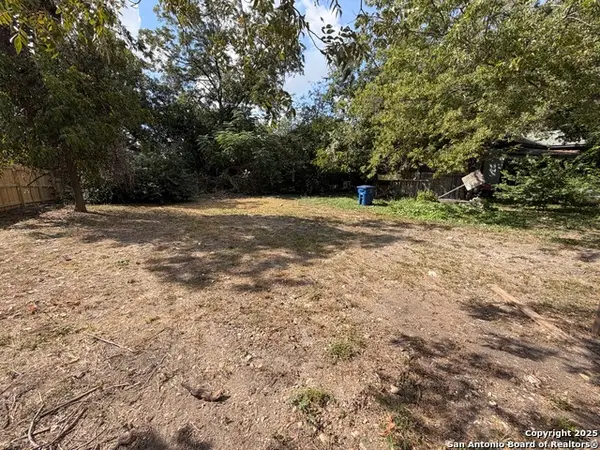 118 May, San Antonio, TX 78202