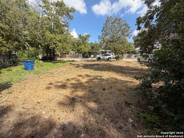 118 May, San Antonio, TX 78202 - Image #2