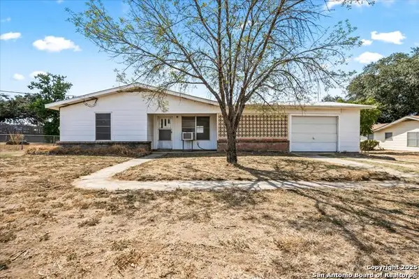 19239 Mcdonald, Lytle, TX 78052