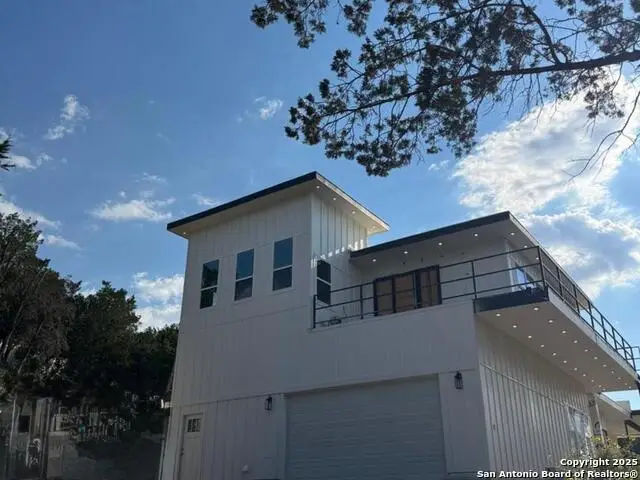 196 Watts, Canyon Lake, TX 78133 - Image #2