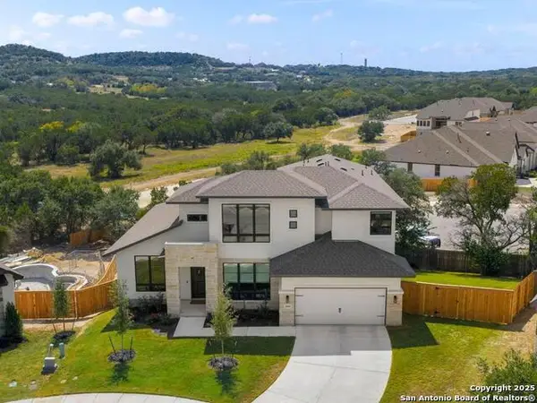 28403 Vario Ln, San Antonio, TX 78260