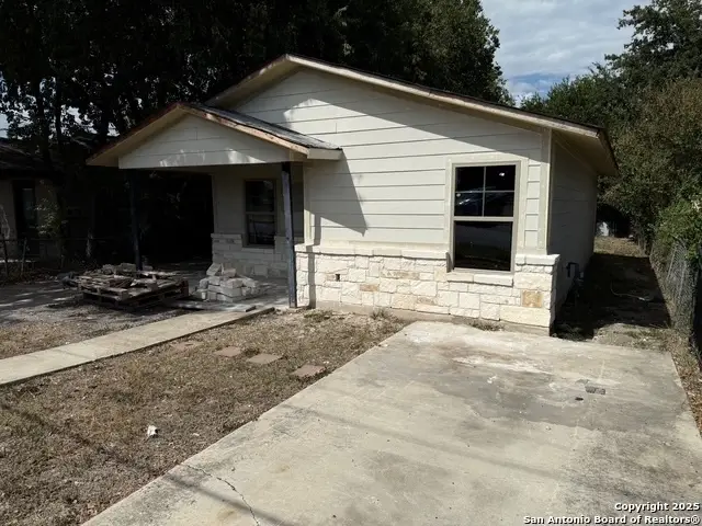 525 Saltillo, San Antonio, TX 78207 - Image #1