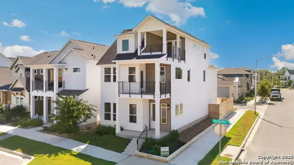 895 N Academy, New Braunfels, TX 78130