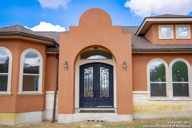 1427 County Road 323, Adkins, TX 78101 - Image #3