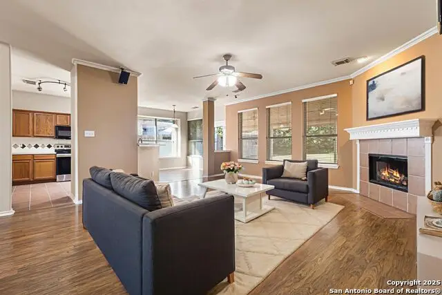 21715 Cliff View Dr., San Antonio, TX 78259 - Image #2