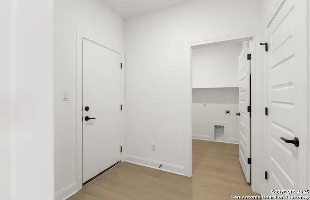 419 Nightingale Ave, Marion, TX 78124 - #2