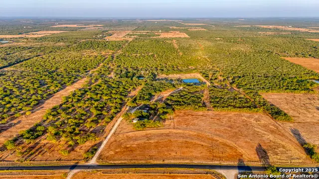 4 Cr 331 E, Jourdanton, TX 78026 - Image #3