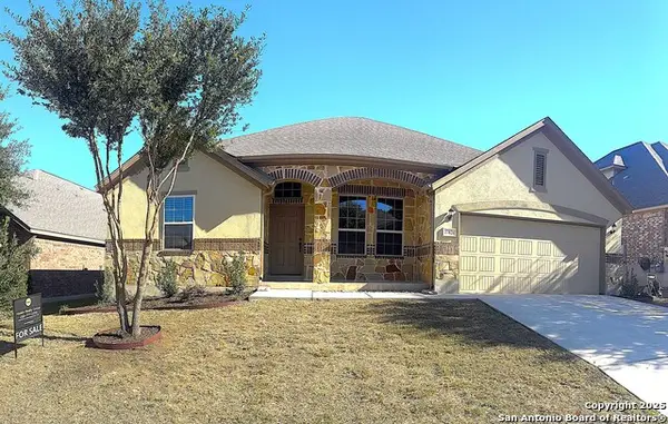 17820 Oxford Mt, Helotes, TX 78023