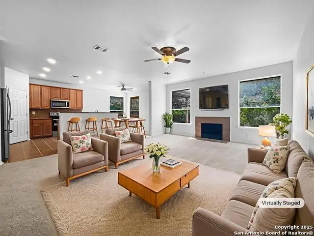 541 Triple Crown, Schertz, TX 78108 - Image #2