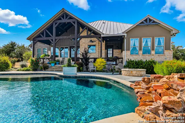 516 Oak Haven, Spring Branch, TX 78070 - Image #1