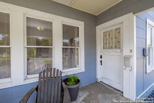 190 S Chestnut Ave, New Braunfels, TX 78130 - Image #3