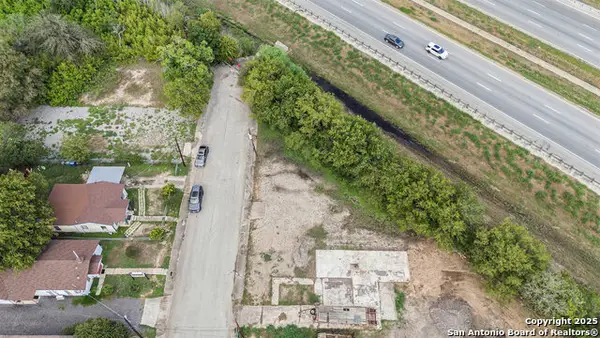 238 Cardiff, San Antonio, TX 78220