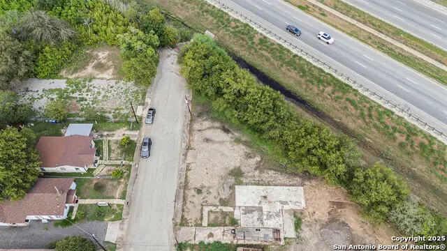 242 Cardiff, San Antonio, TX 78220 - Image #3