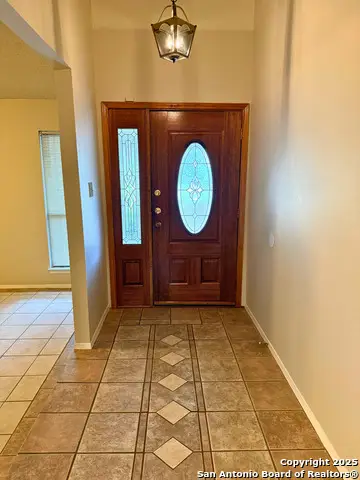 5127 Timber Trace, San Antonio, TX 78250 - Image #3