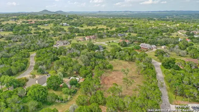 LT 3,4,5 Heinen, Bandera, TX 78003 - Image #2