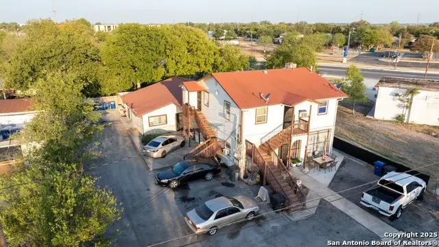 563 Sw 39th St, San Antonio, TX 78237 - Image #1