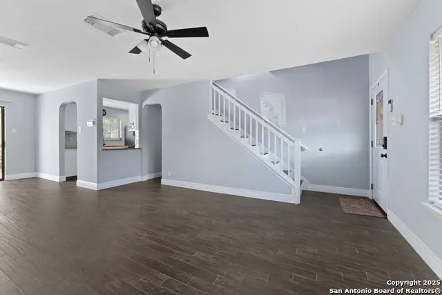 12811 Huntsman Lake Dr, San Antonio, TX 78249 - Image #2