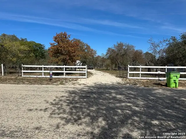 235 E King Phillips, Poteet, TX 78065 - Image #1