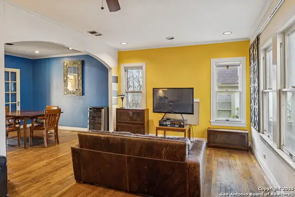 126 College Blvd., Alamo Heights, TX 78209