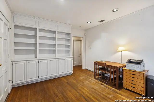 126 College Blvd., Alamo Heights, TX 78209 - Image #2