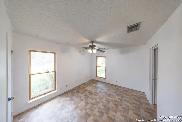 155 Englehart, San Antonio, TX 78264 - Image #2