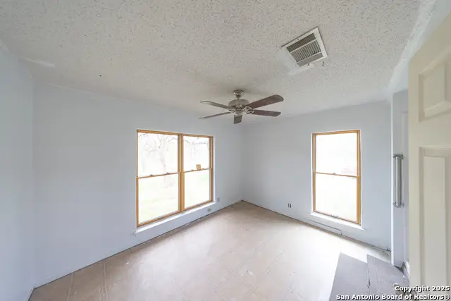 155 Englehart, San Antonio, TX 78264 - Image #3