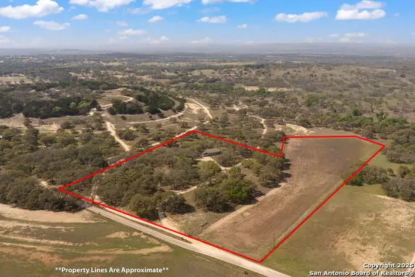 22 Schmidt, Boerne, TX 78006