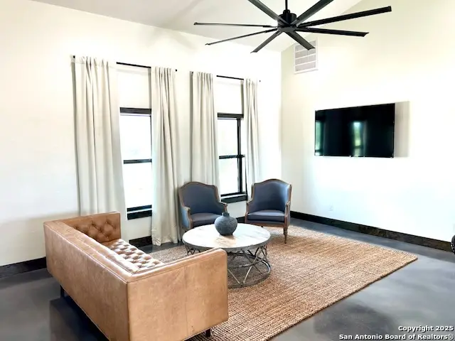 IH 35, Pearsall, TX 78061 - Image #2