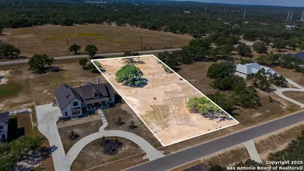 925 Annabelle Ave, Bulverde, TX 78163