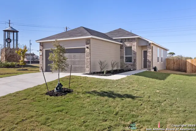 3905 Woodside Drive, Seguin, TX 78155 - Image #1