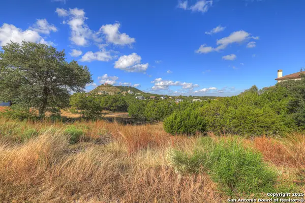 2416 Triple Peak, Canyon Lake, TX 78133