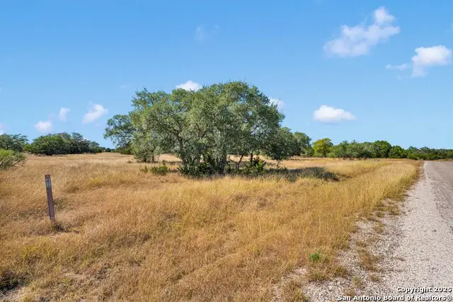 488 Buckskin, Bandera, TX 78003 - Image #3