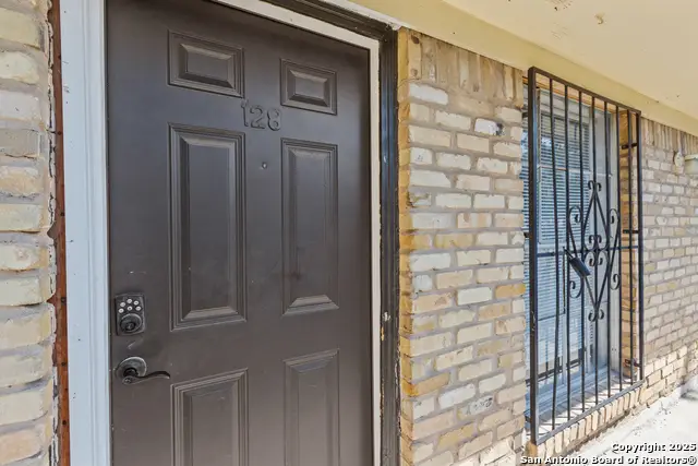 6611 Southpoint #128, San Antonio, TX 78229 - Image #2