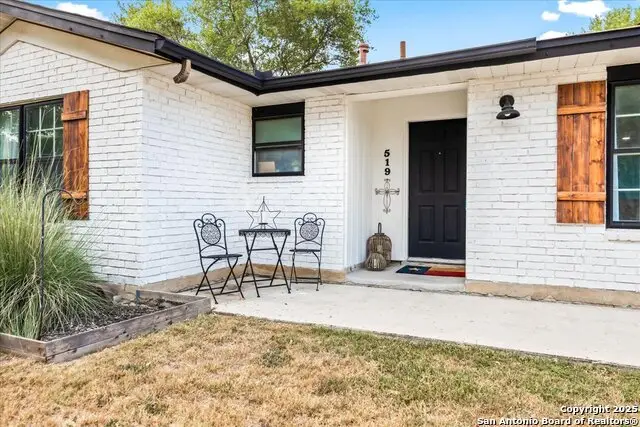 519 Willow Dr, Converse, TX 78109 - Image #2