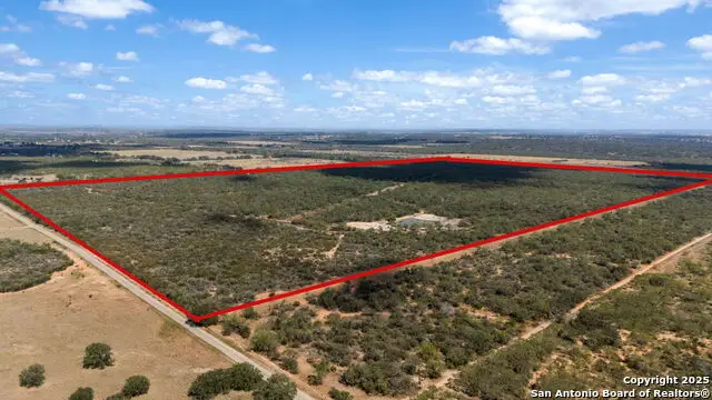 000 Cr 765, Devine, TX 78016 - Image #1