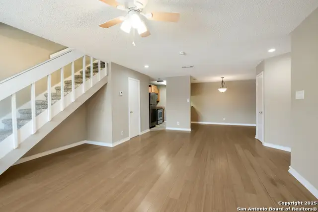 5322 Medical Dr #B-201, San Antonio, TX 78240 - Image #1